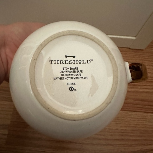 "Stay gold" Threshold gold trim stoneware mug cup dishwasher & microwave safe - Picture 4 of 5